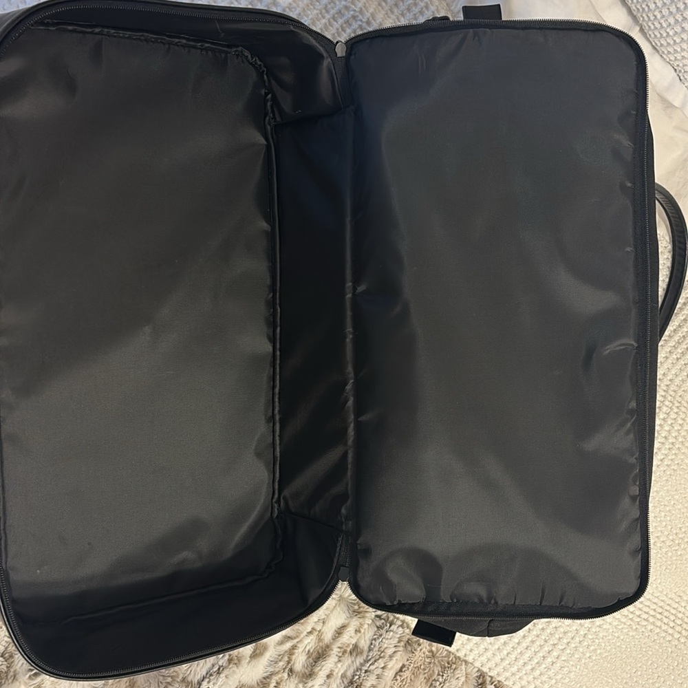 Beis Black Weekender - image 3